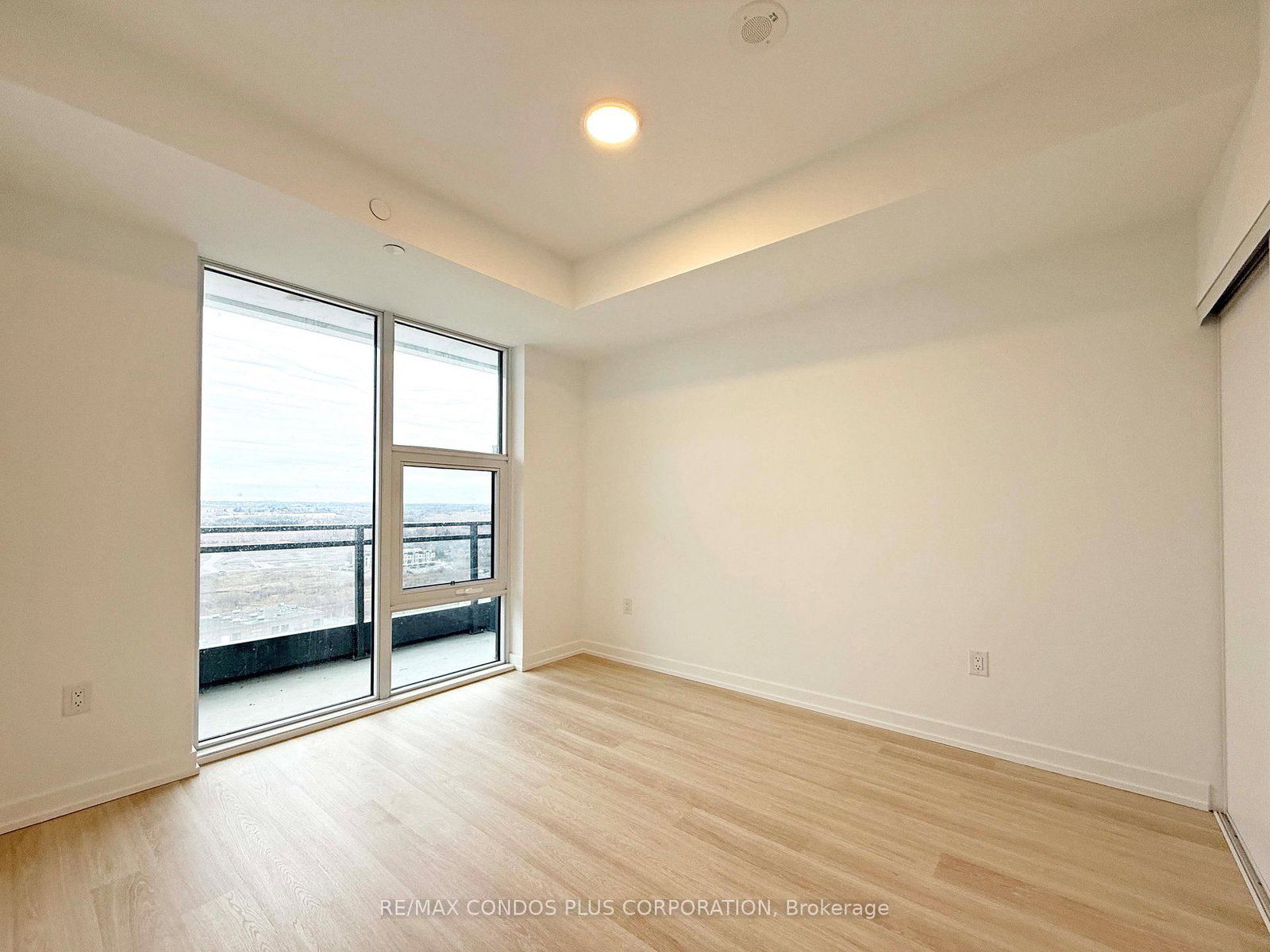 9751 Markham Road, Unit 2212 - Photo 9