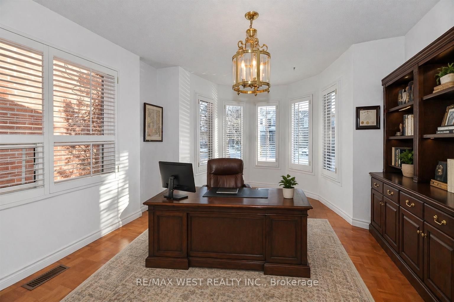 80 Edmund Seager Drive - Photo 2