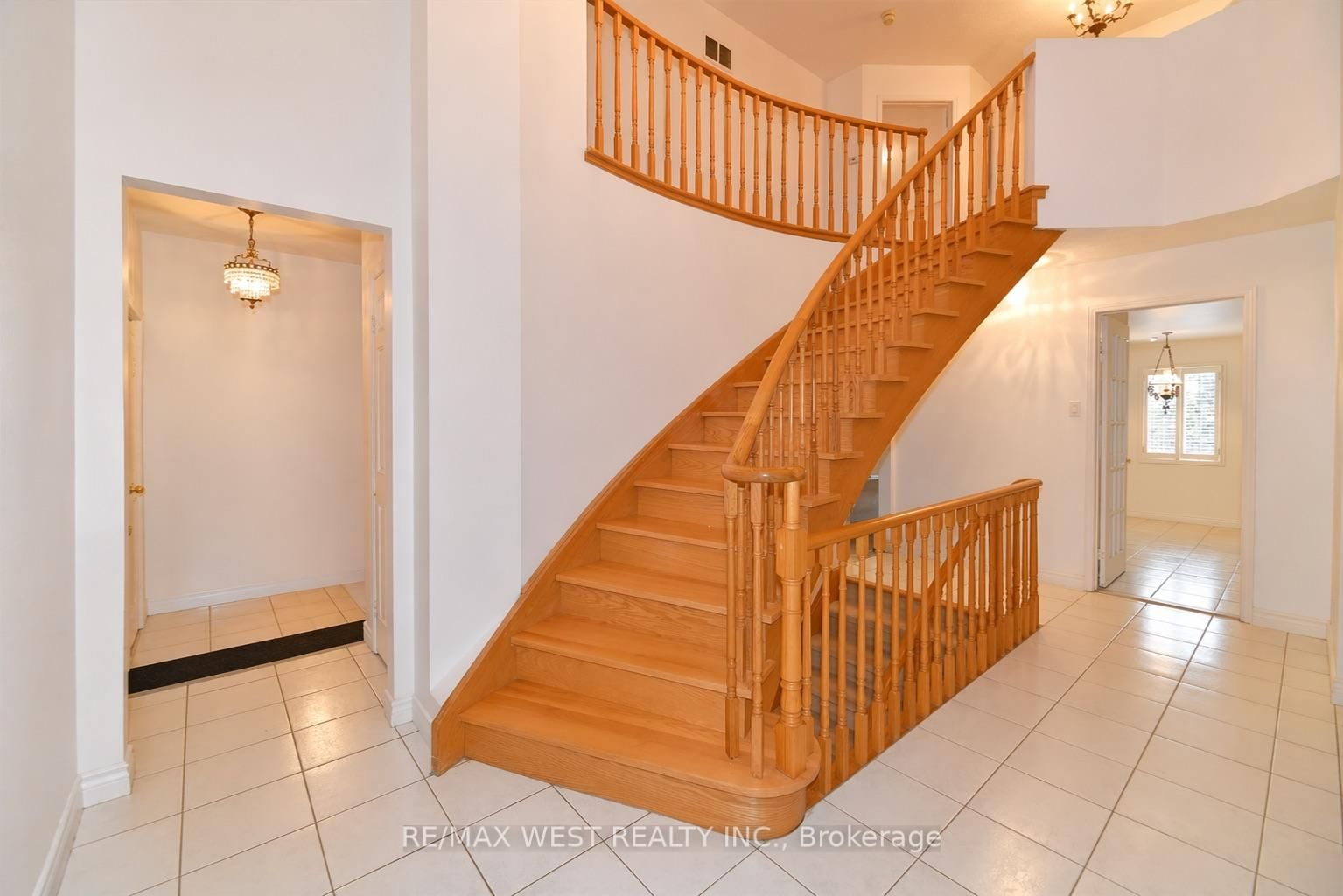 80 Edmund Seager Drive - Photo 3