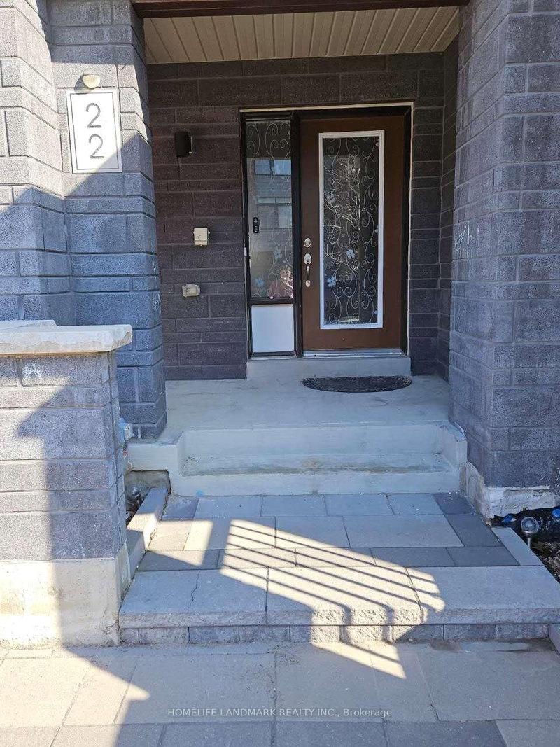 22 Vantage Loop, Newmarket, L3X 0K6 | Image 3