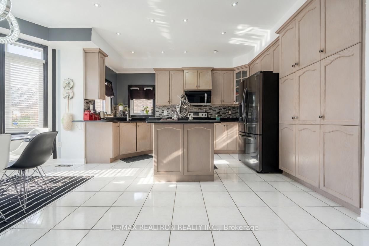 206 Featherstone Avenue - Photo 10