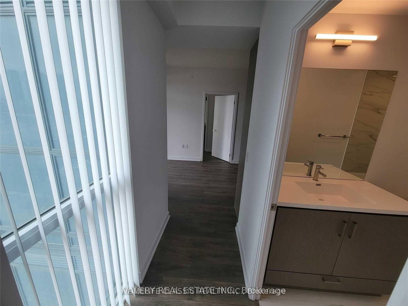 38 Honeycrisp Crescent N, Unit 816 - Photo 7