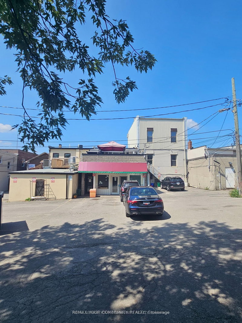 15231 Yonge St, Aurora, L4G 1L8 | Image 3