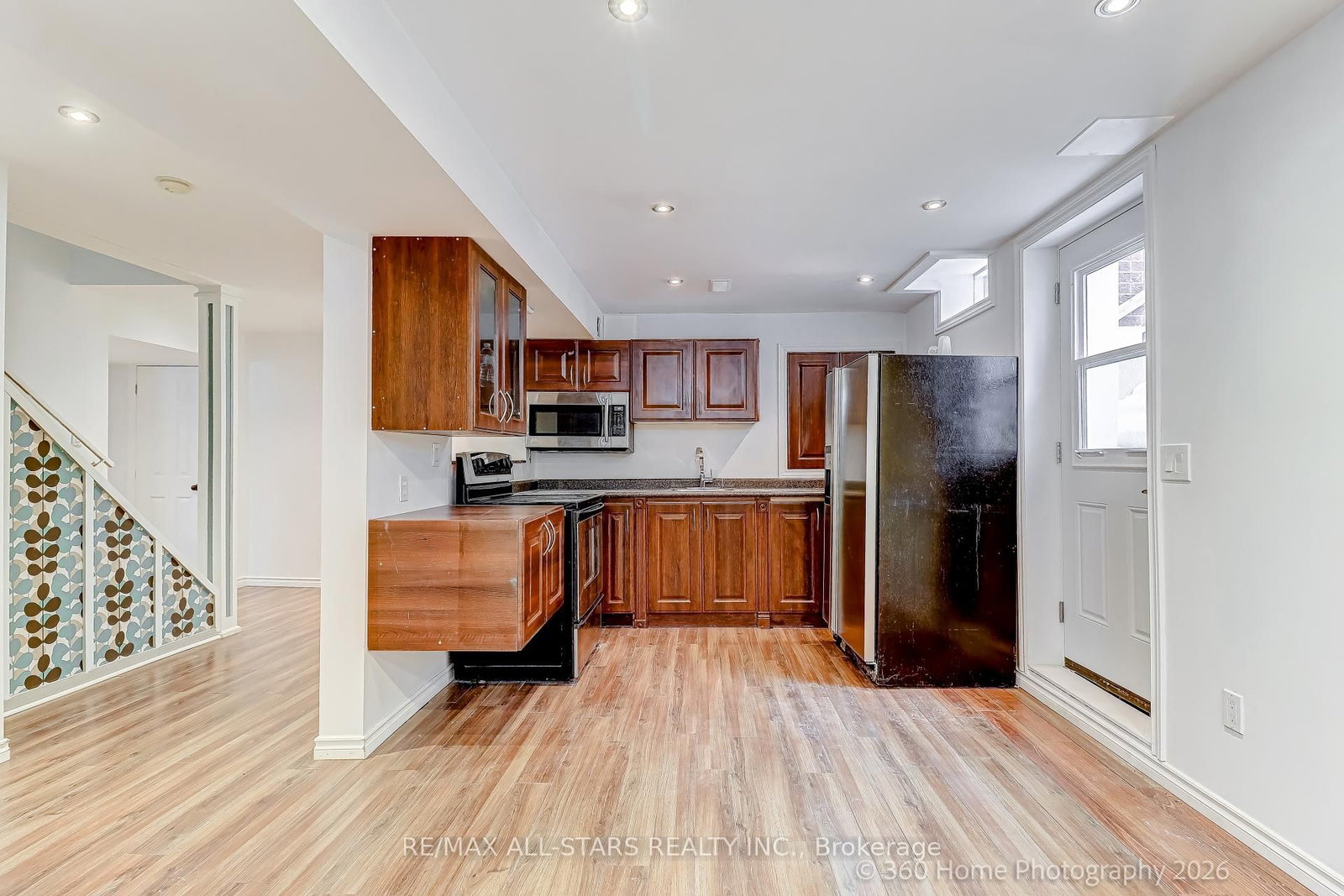 6 Amberview Drive - Photo 3