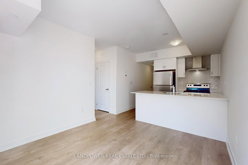 3305 - 60 Elizabeth St S, Richmond Hill, L4C 5W2 | Image 2