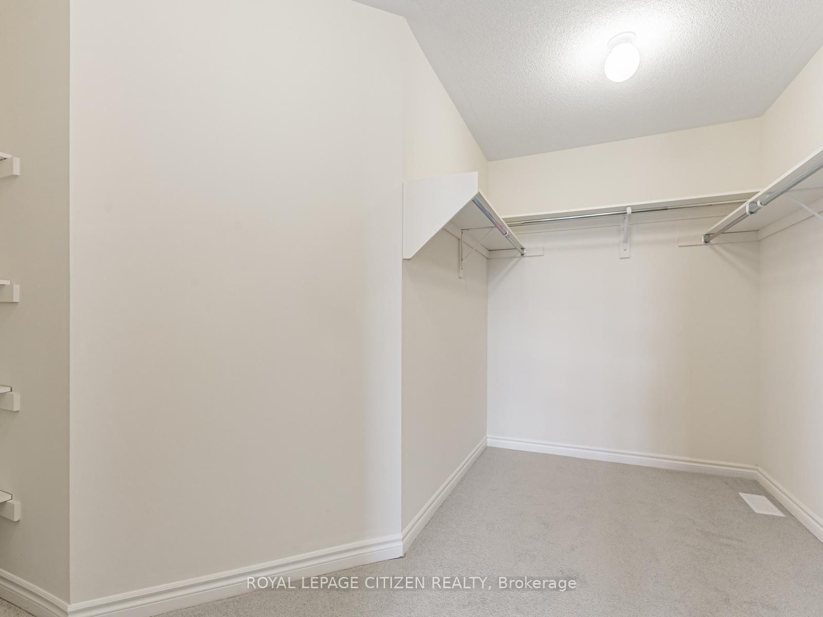63 Fenn Crescent - Photo 29