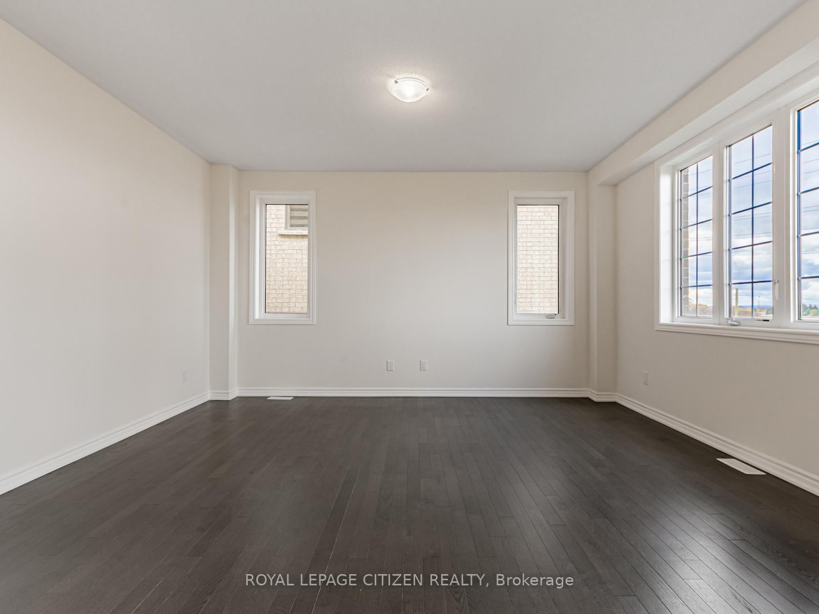 63 Fenn Crescent - Photo 8