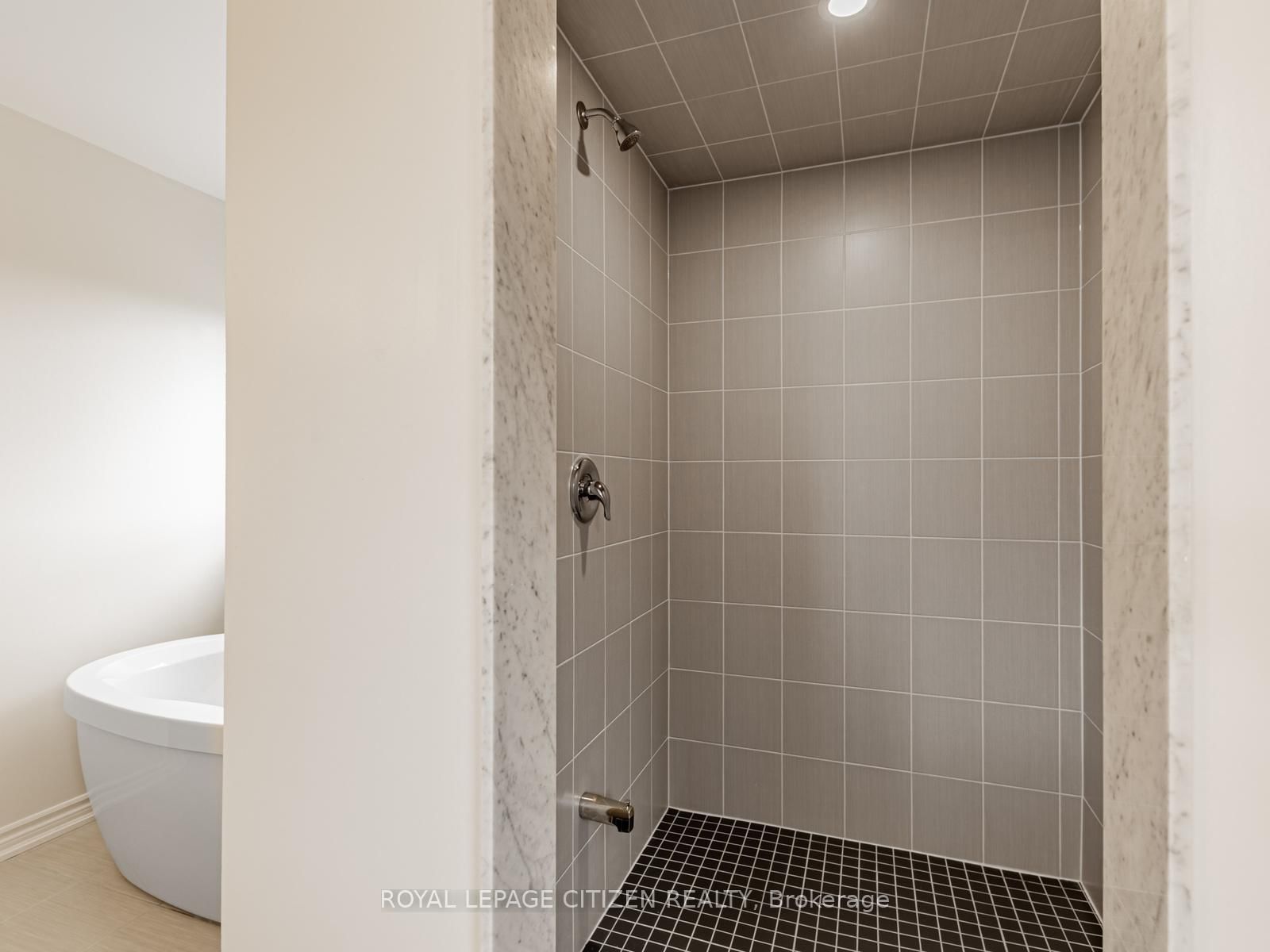 88 Lawrence D. Pridham Avenue - Photo 26