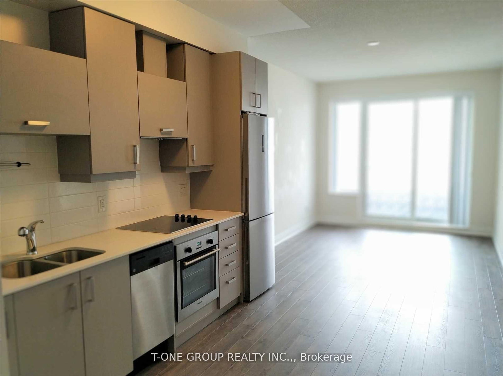 28 Uptown Drive, Unit 723 - Photo 4