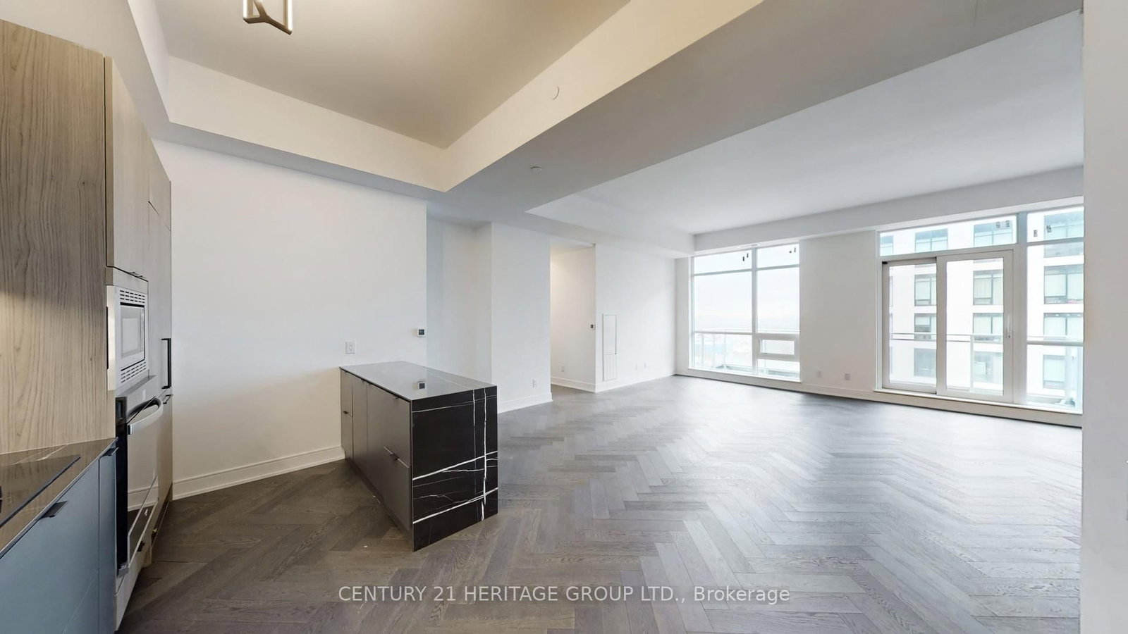 8888 Yonge Street, Unit 1205 - Photo 16