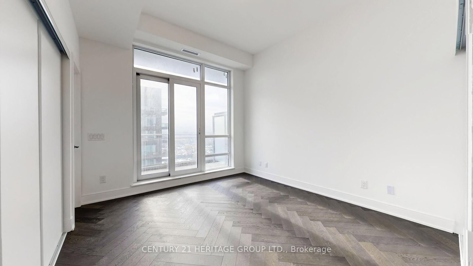 8888 Yonge Street, Unit 1205 - Photo 17