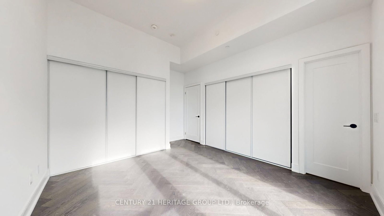 8888 Yonge Street, Unit 1205 - Photo 20