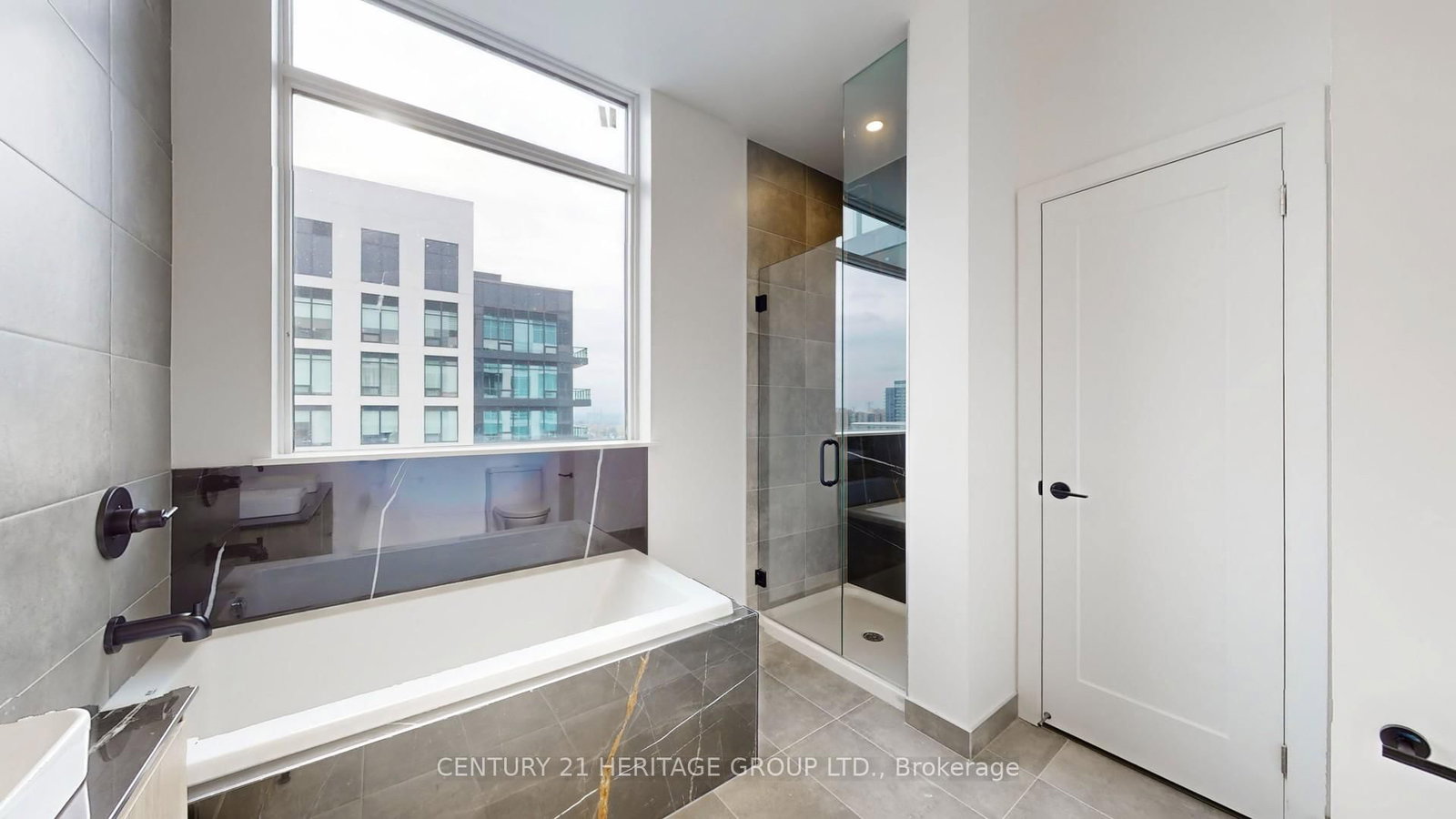 8888 Yonge Street, Unit 1205 - Photo 22