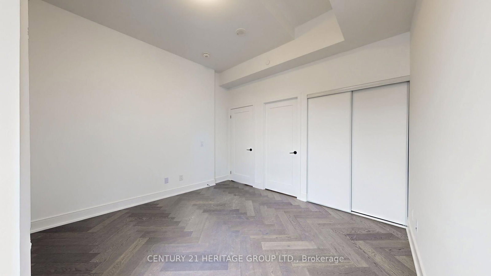 8888 Yonge Street, Unit 1205 - Photo 33