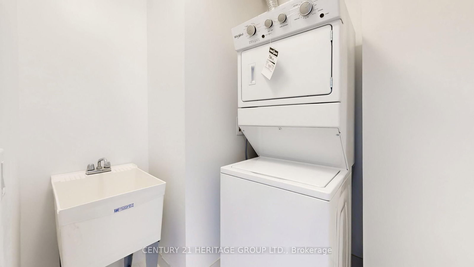 8888 Yonge Street, Unit 1205 - Photo 37