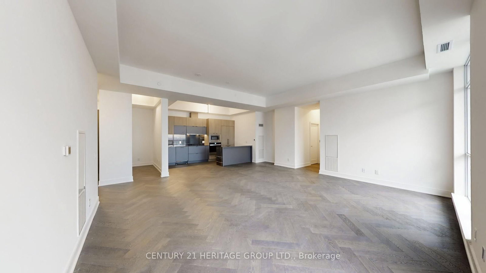 8888 Yonge Street, Unit 1205 - Photo 9