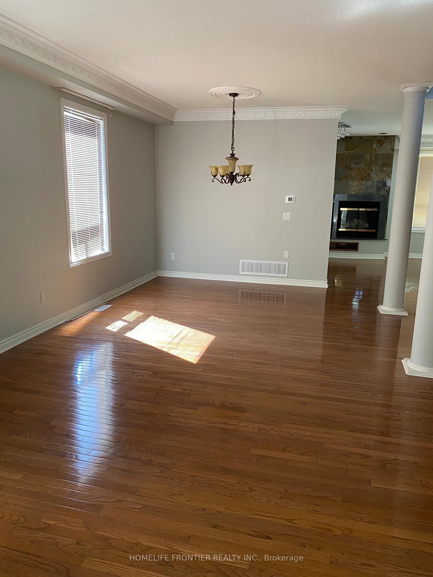 87 Estate Garden Drive - Photo 2