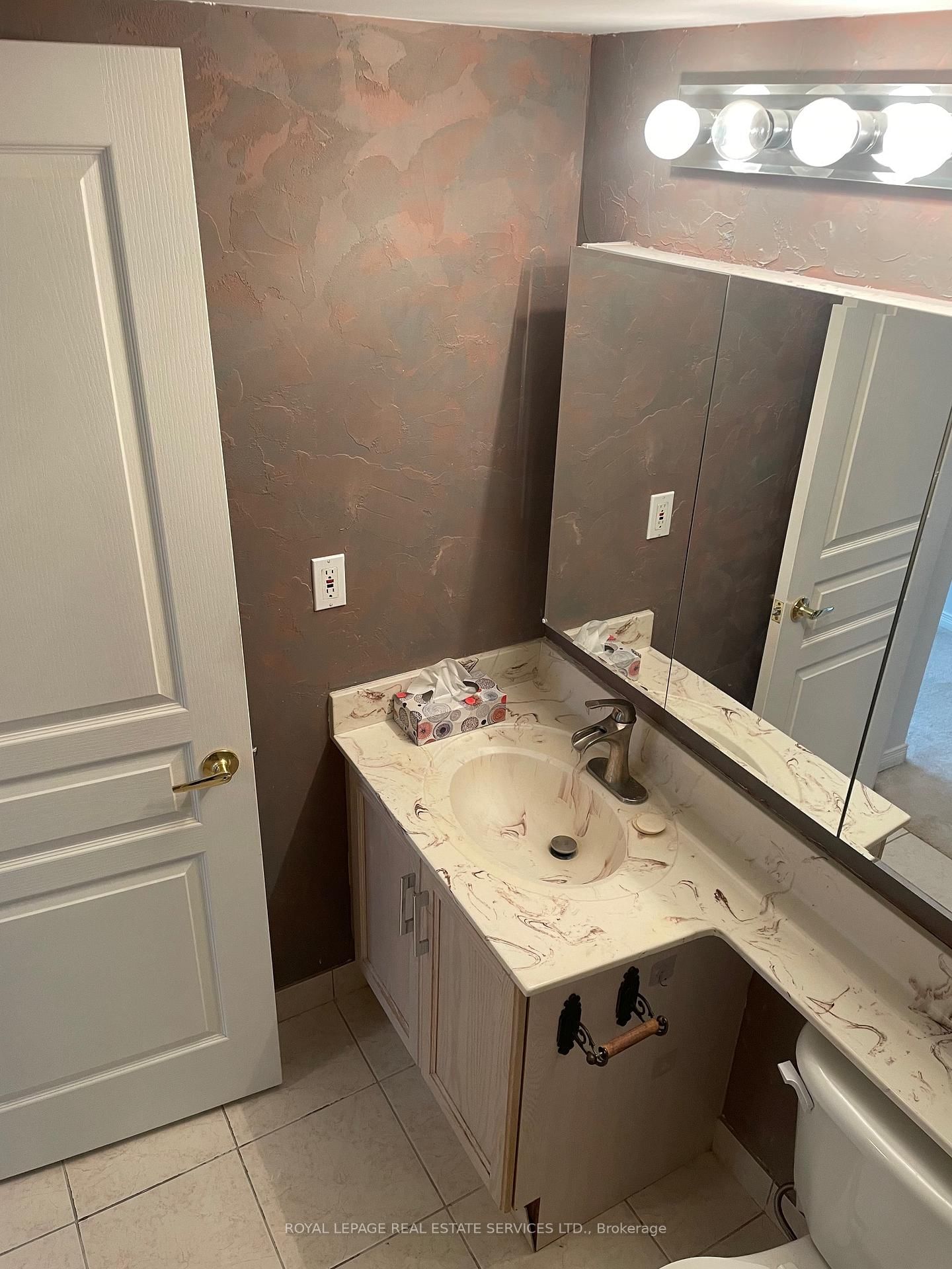 29 Northern Heights Drive, Unit 203 - Photo 16