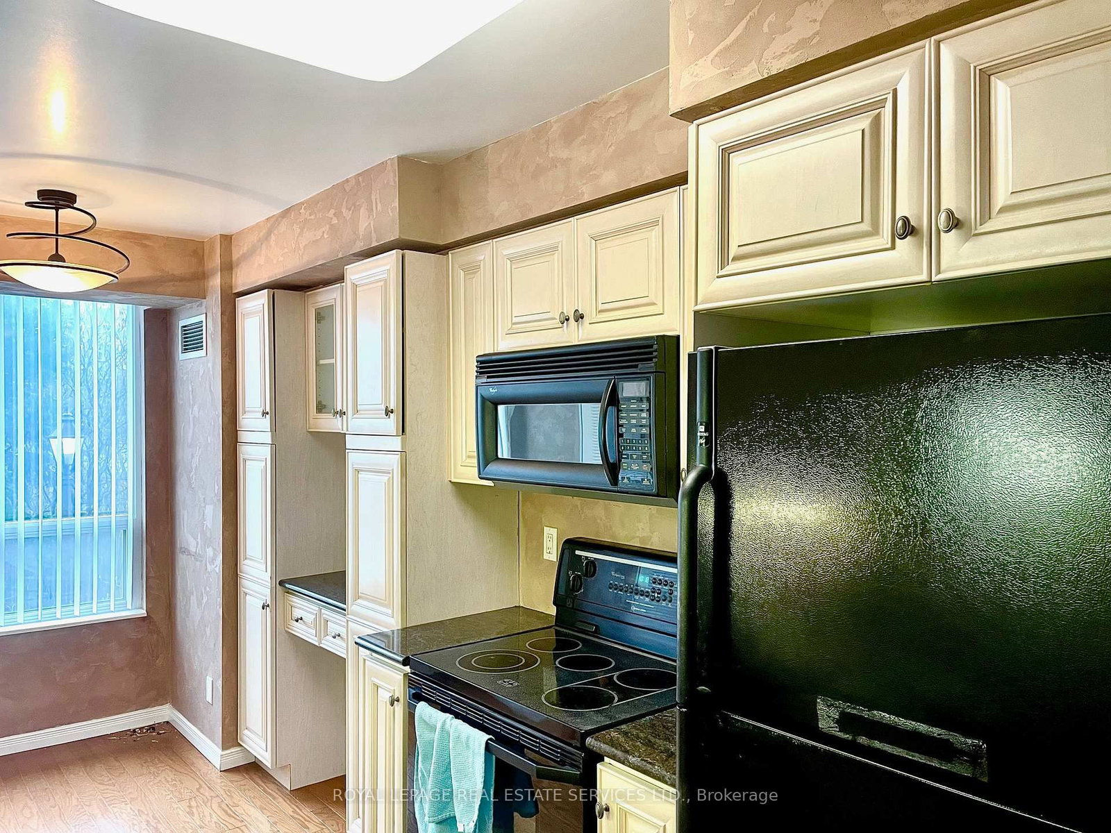 29 Northern Heights Drive, Unit 203 - Photo 8