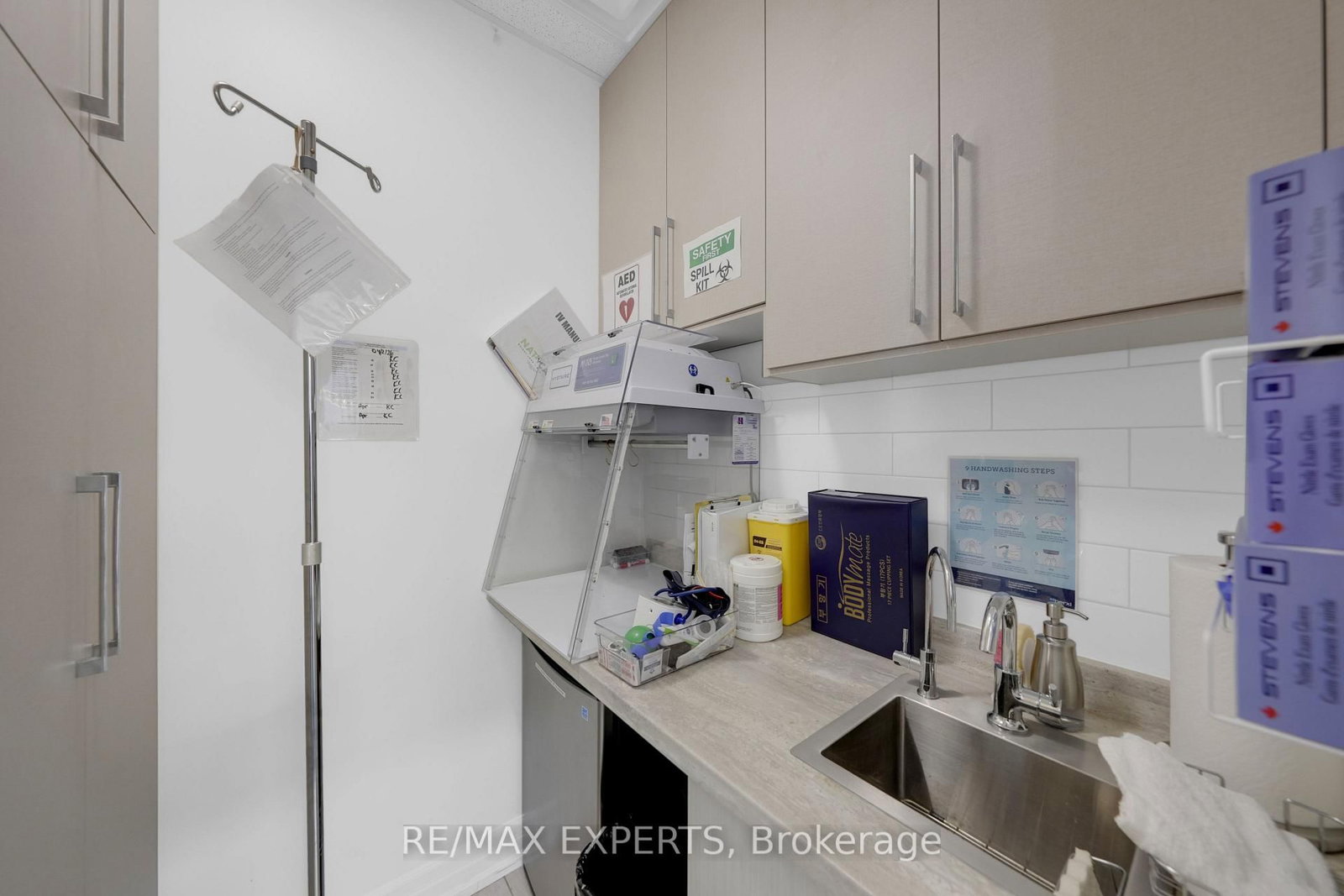 281 Woodbridge Avenue, Unit 22C - Photo 23