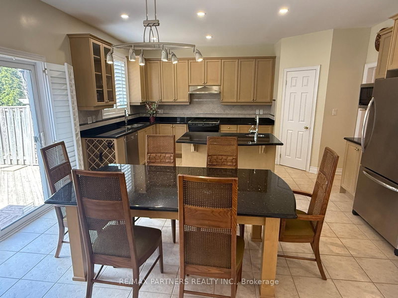 96 Bradgate Dr, Markham, L3T 7M3 | Image 3