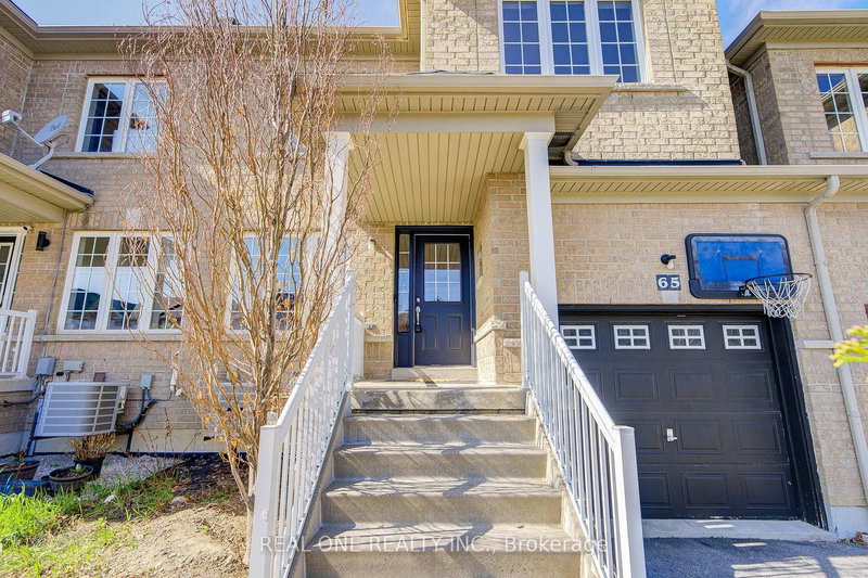 65 Westcliffe Cres, Richmond Hill, L4E 0S5 | Image 2