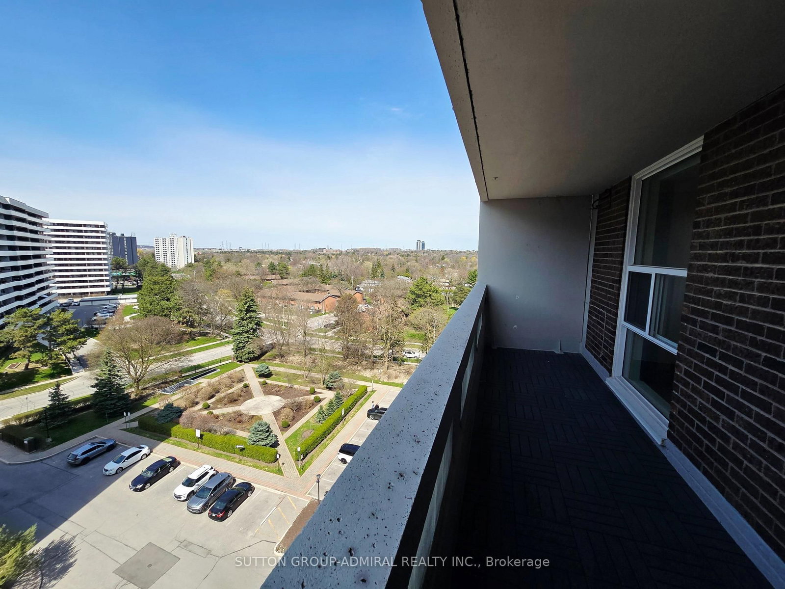 50 Inverlochy Boulevard, Unit 1004 - Photo 14