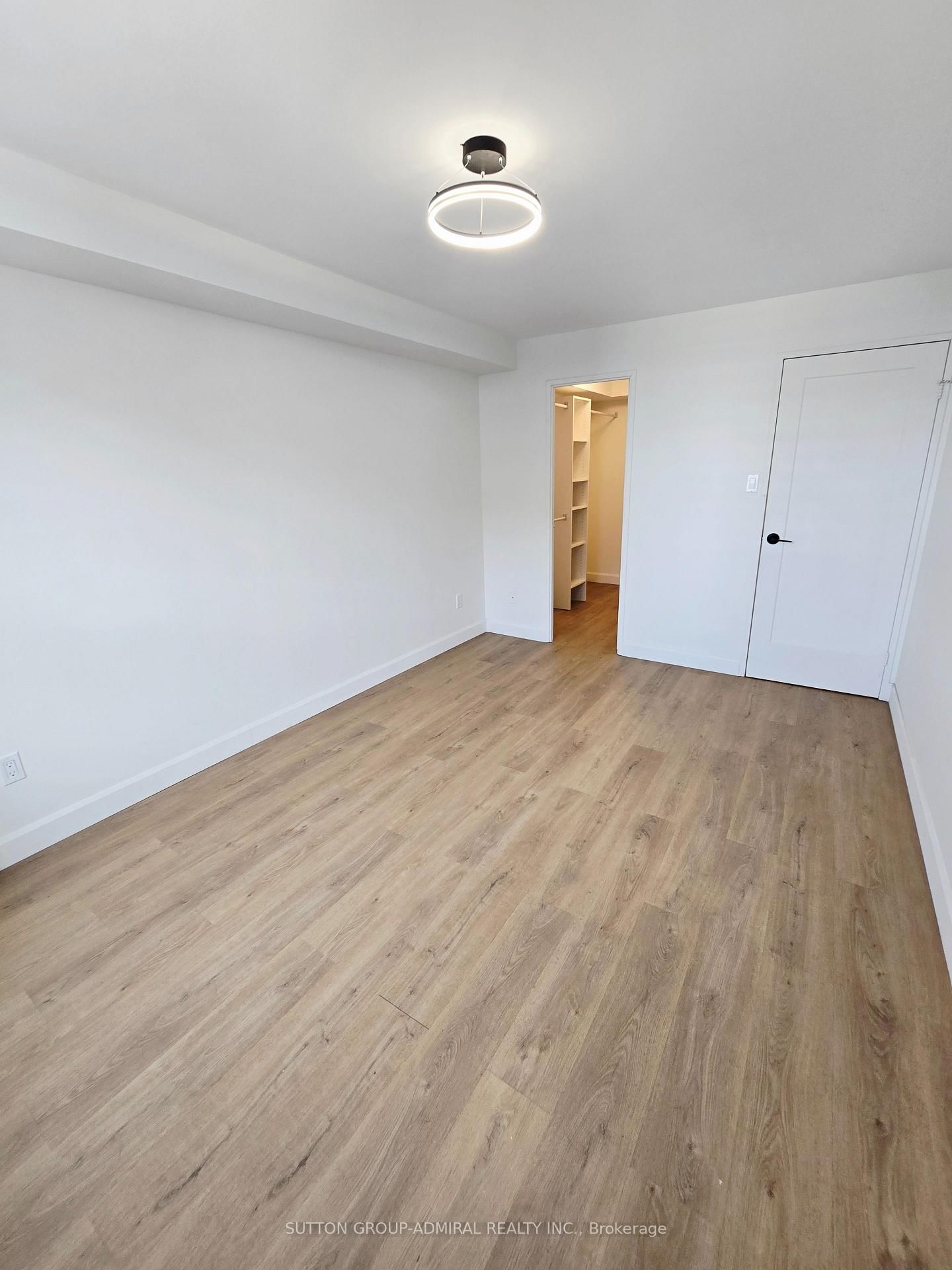 50 Inverlochy Boulevard, Unit 1004 - Photo 18