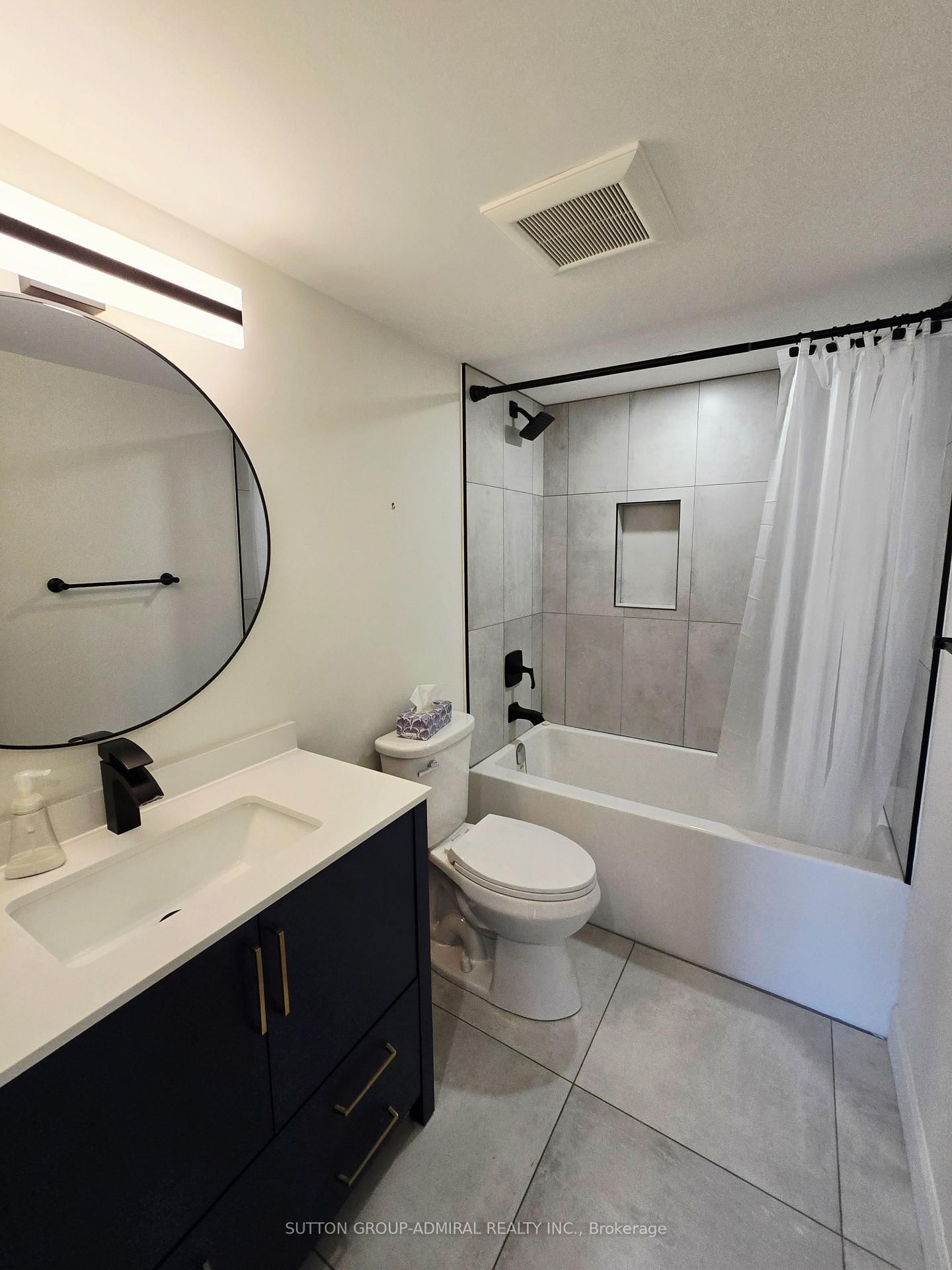 50 Inverlochy Boulevard, Unit 1004 - Photo 21