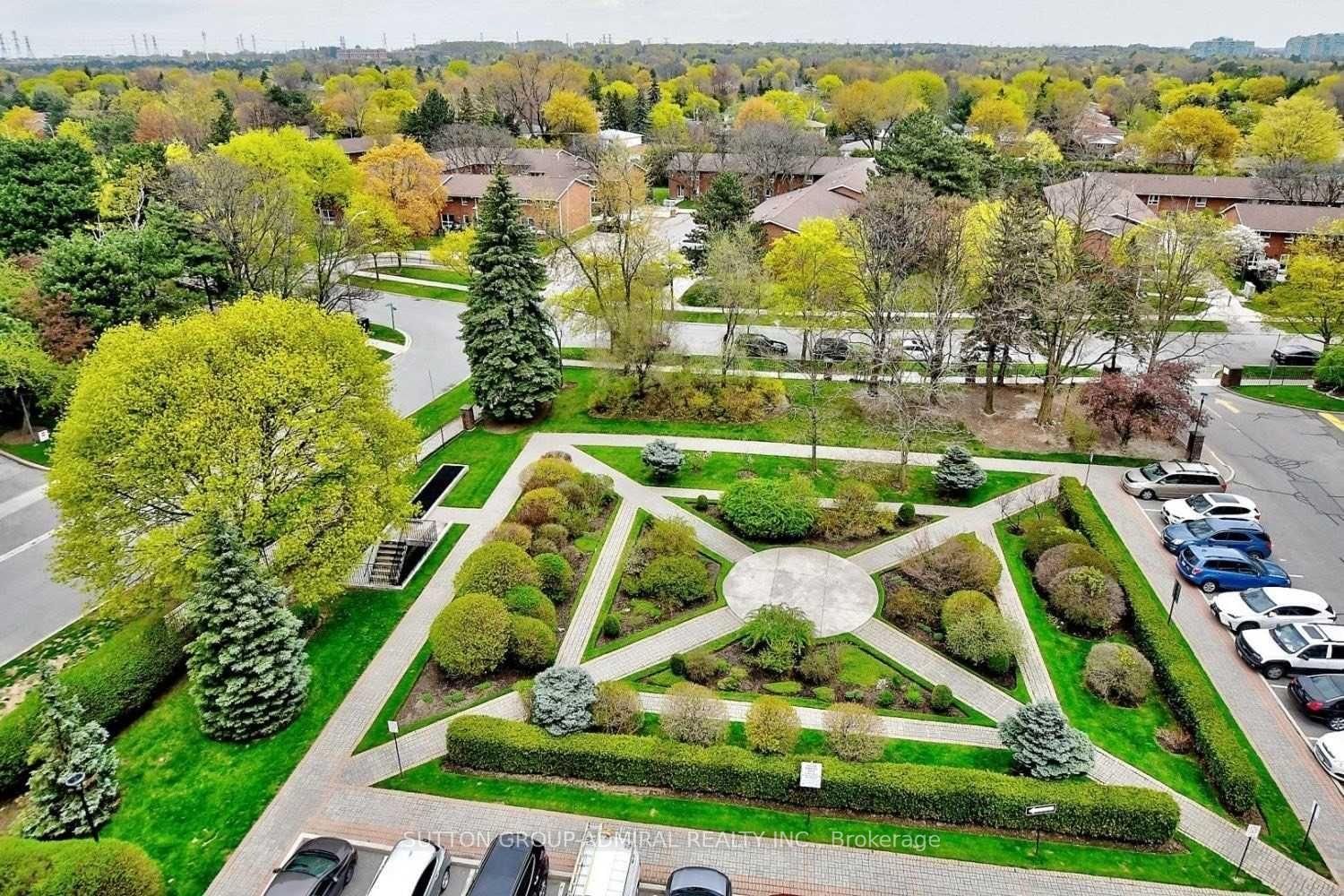 50 Inverlochy Boulevard, Unit 1004 - Photo 22