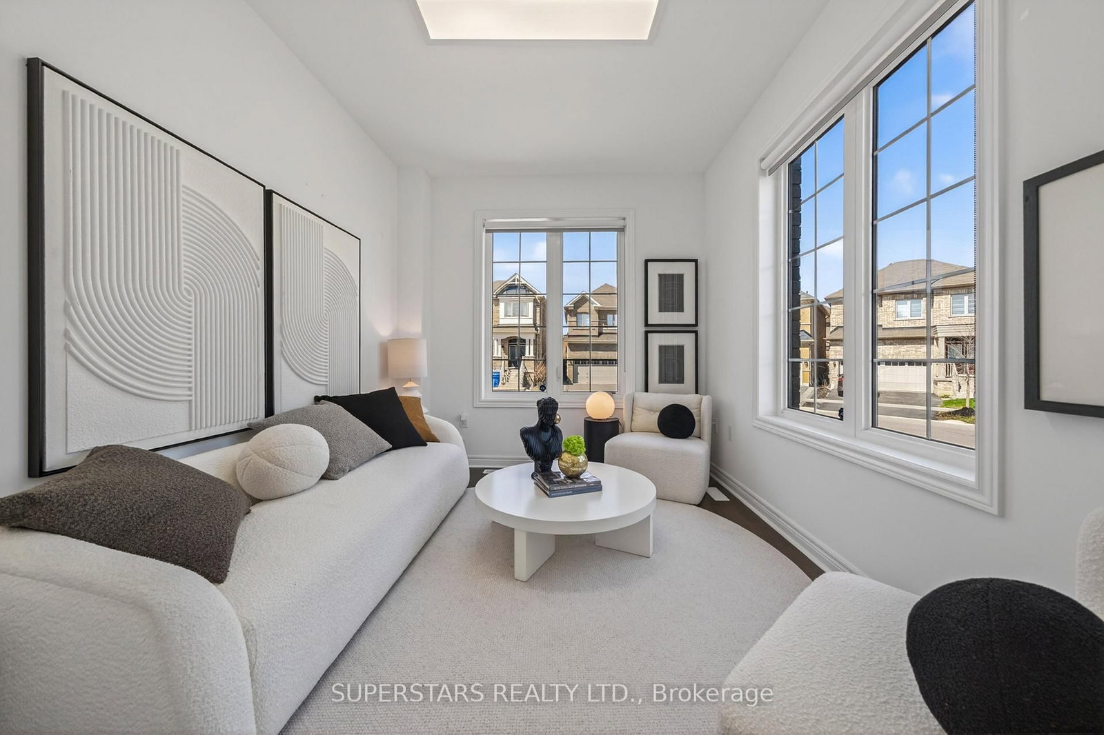 49 Birkett Way - Photo 4