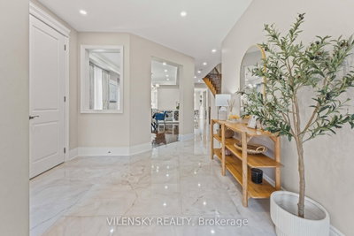 235 Israel Zilber Drive • Vaughan, ON photo 4