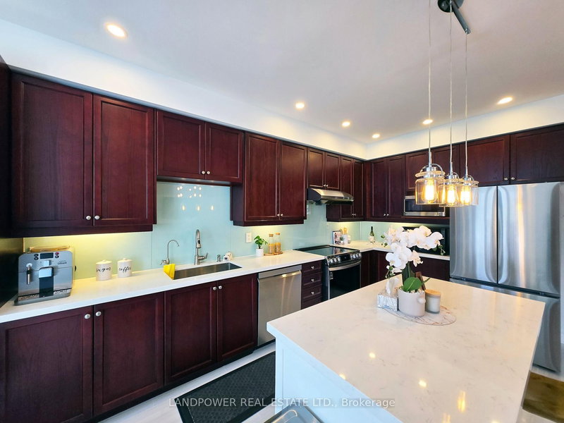 125 Yale Lane, Markham, L6B 1G5 | Image 3
