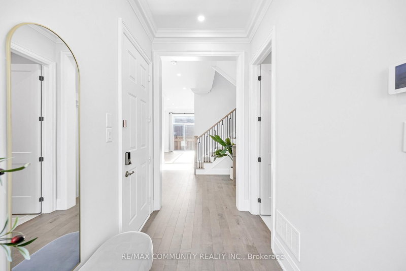 10 Nigh Dr, Markham, L3S 0G4 | Image 3