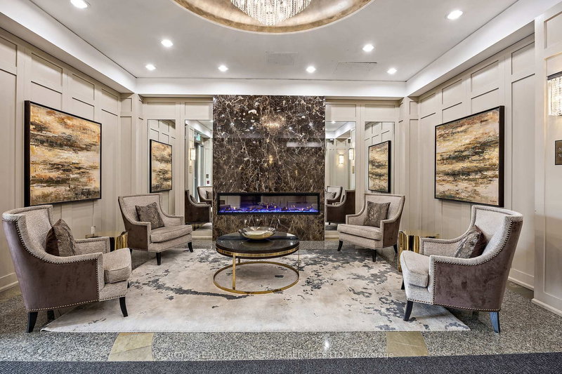 101 - 9 Northern Heights Dr, Richmond Hill, L4B 4M5 | Image 2