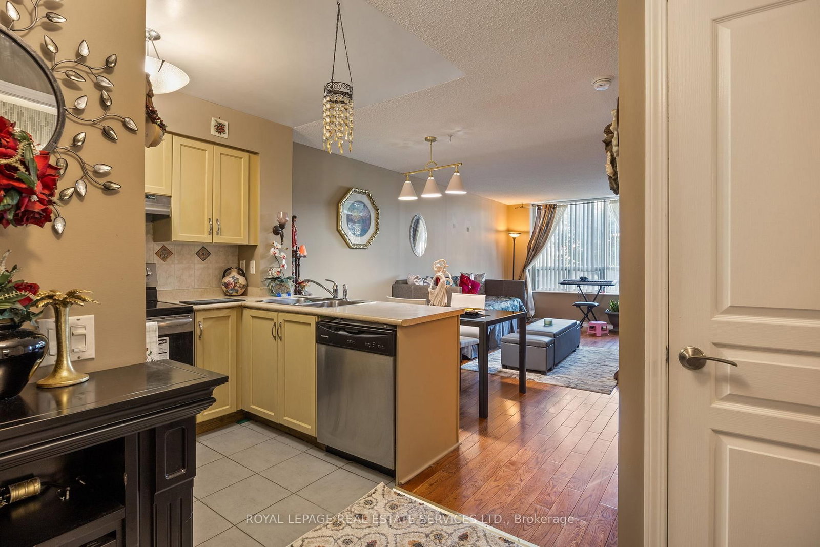 9 Northern Heights Drive, Unit 101 - Photo 5