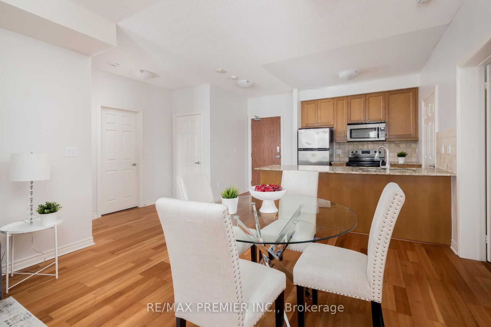 4620 Highway 7, Unit 206 - Photo 10