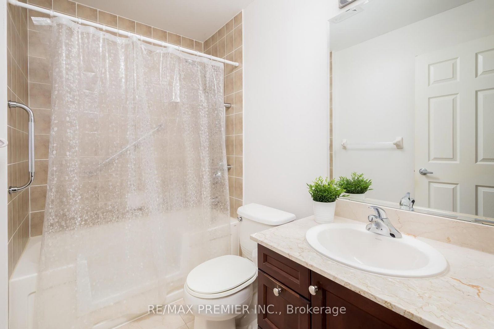 4620 Highway 7, Unit 206 - Photo 21
