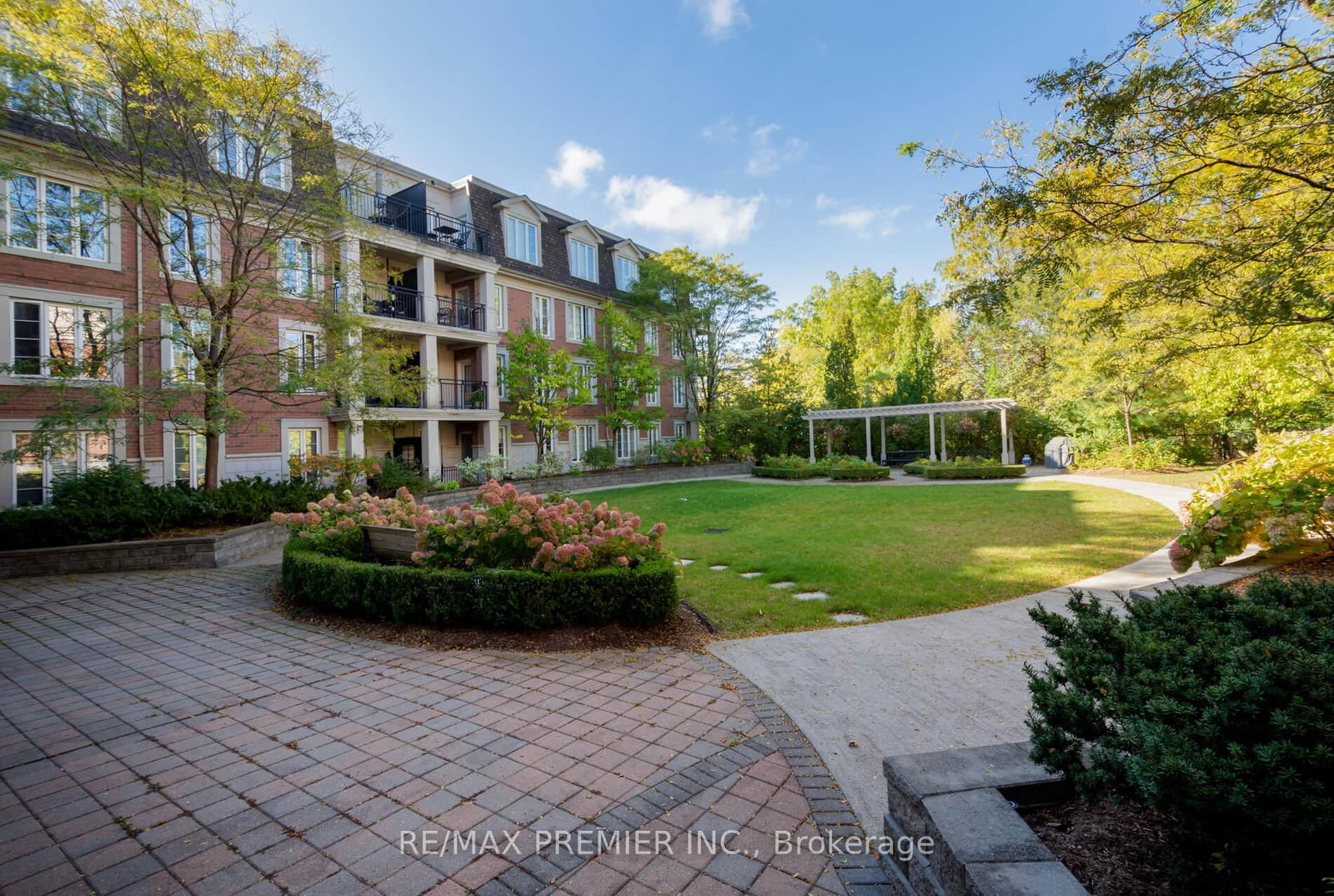 4620 Highway 7, Unit 206 - Photo 27