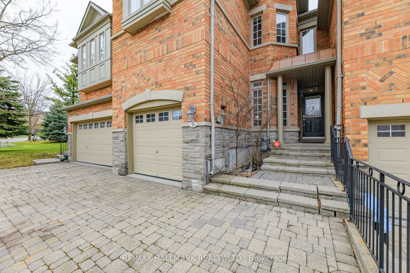 76 Westbury Crt, Richmond Hill, L4S 2L2 | Image 2