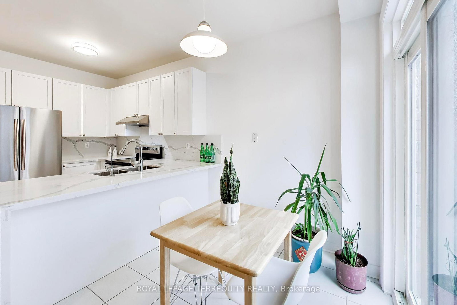 40 Teal Crescent - Photo 13