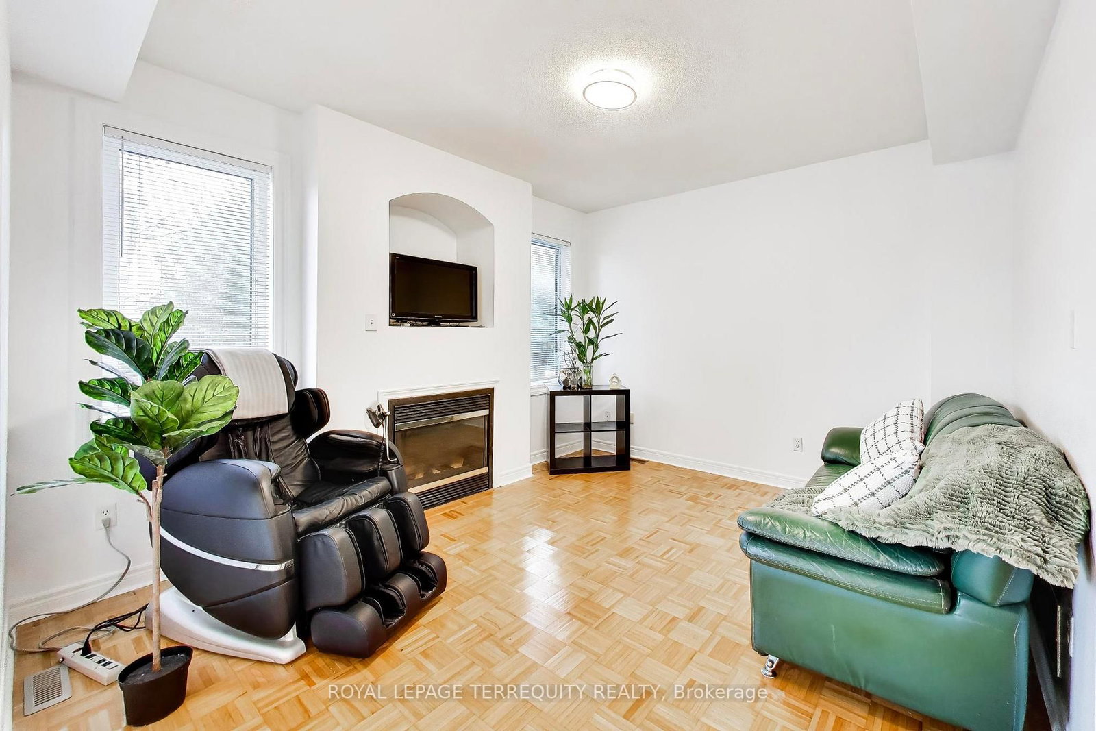 40 Teal Crescent - Photo 15