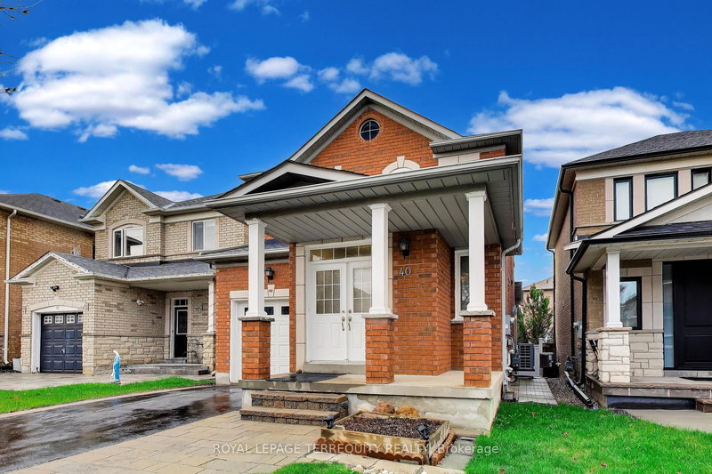 40 Teal Cres, Vaughan, L4H 2V5 | Image 3