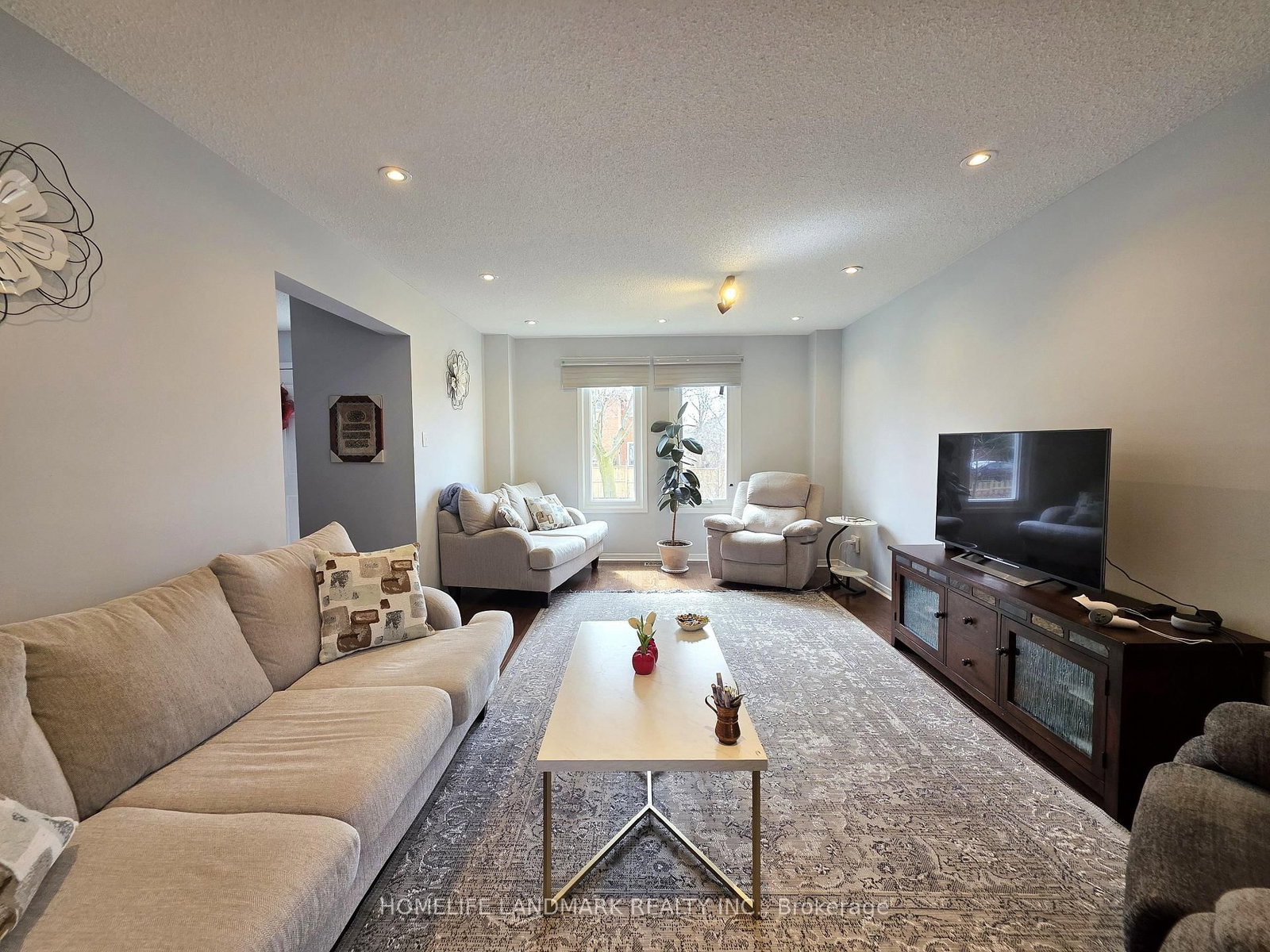 48 Fanshawe Drive - Photo 3