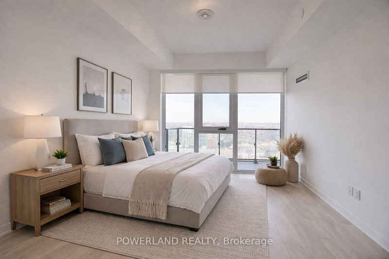 2312 - 95 Oneida Cres, Richmond Hill, L4B 0H5 | Image 3