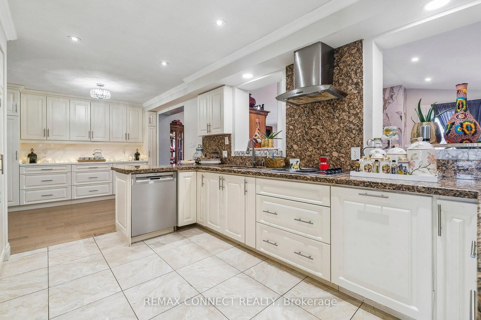 750 Gorham Street - Photo 10