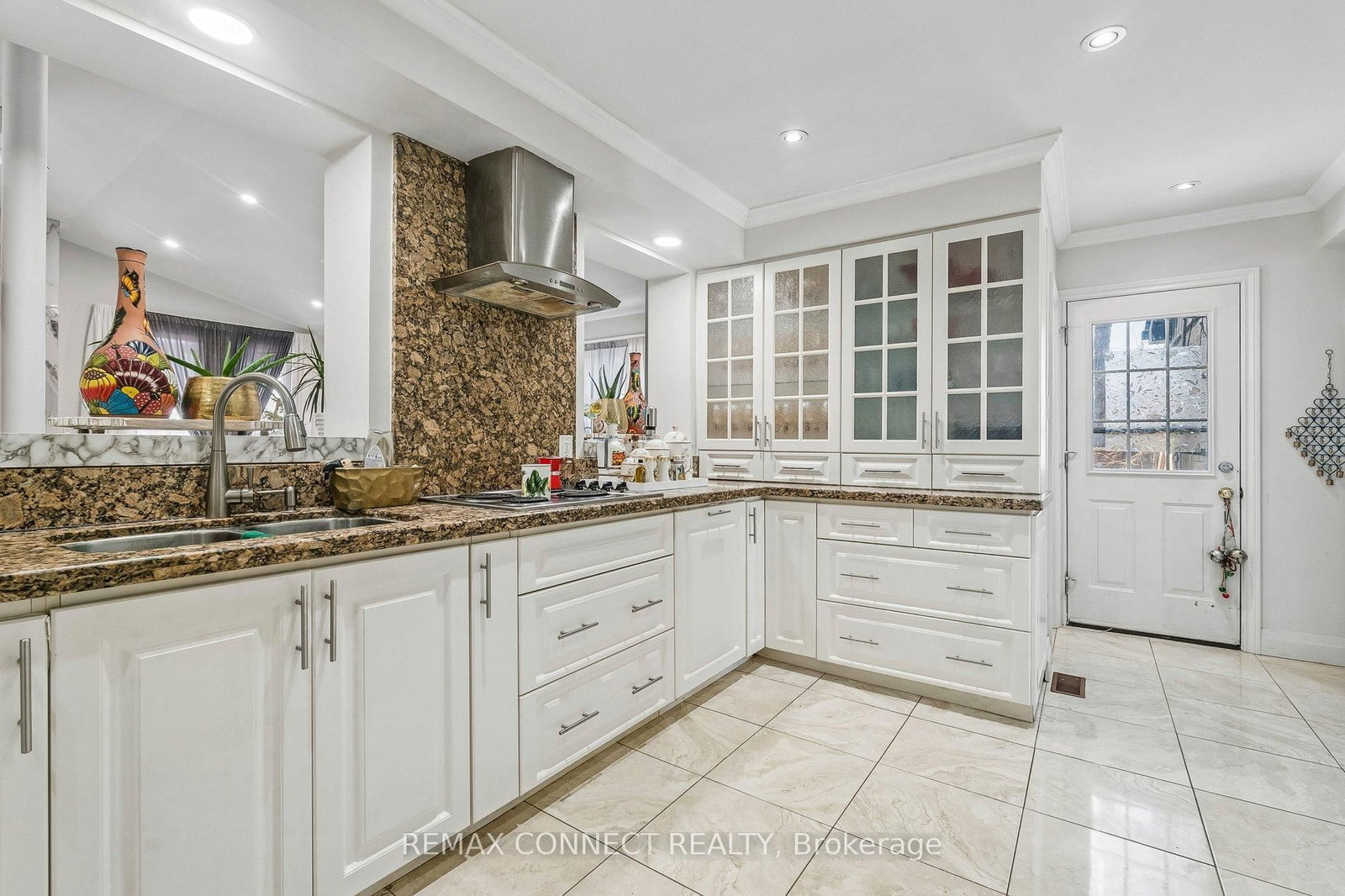 750 Gorham Street - Photo 9