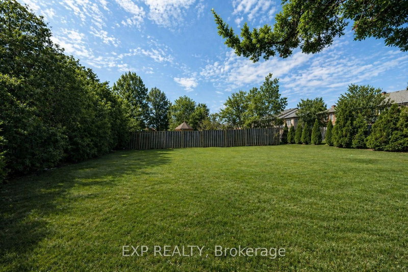 51 Northgate Cres, Richmond Hill, L4B 2K8 | Image 3