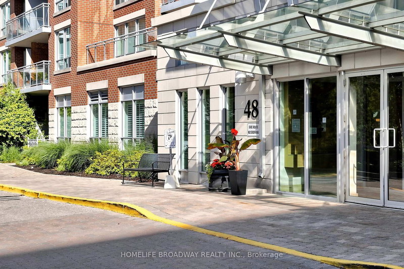 911 - 48 Suncrest Blvd, Markham, L3T 7Y5 | Image 3