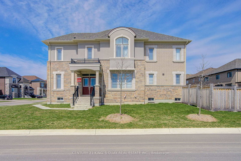 376 Seaview Hts, East Gwillimbury, L9N 0Y5 | Image 2